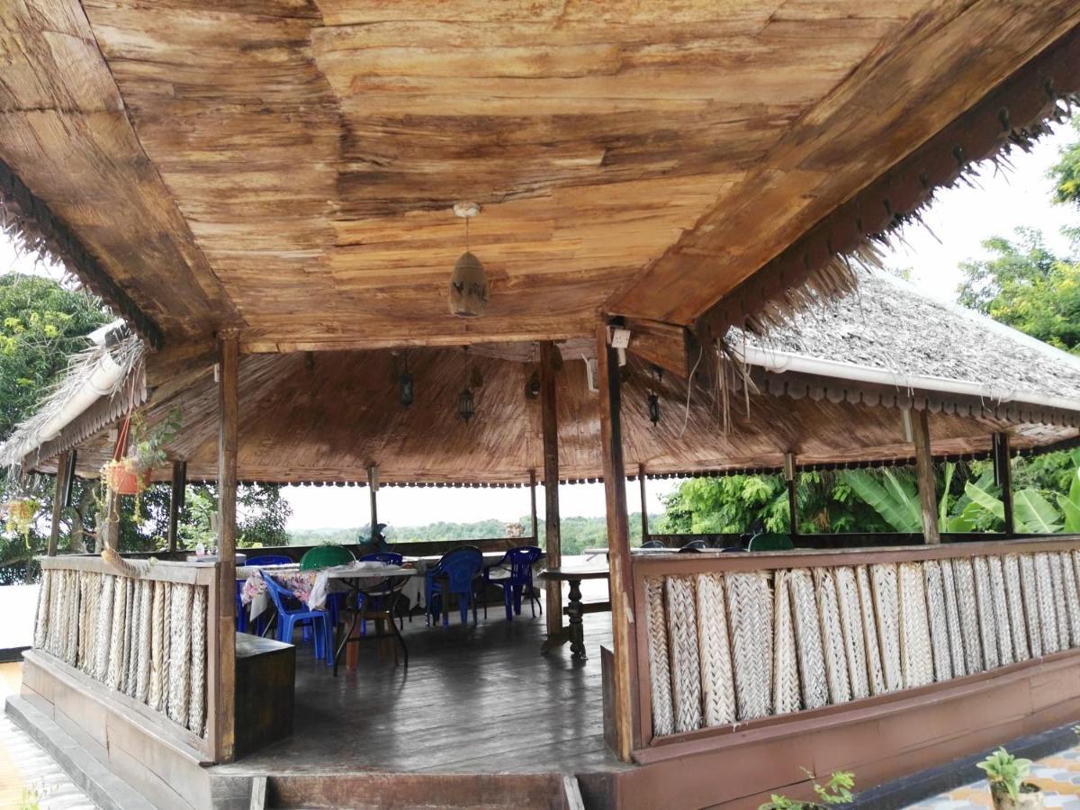 Sharook Riviera Grand Lodge Wete Exterior foto